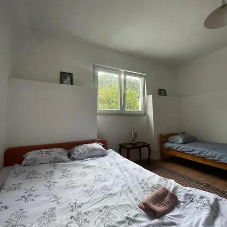 Guest house Arimes